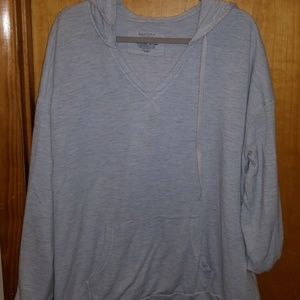 long sleeve cotton top with hoodie and front pocke